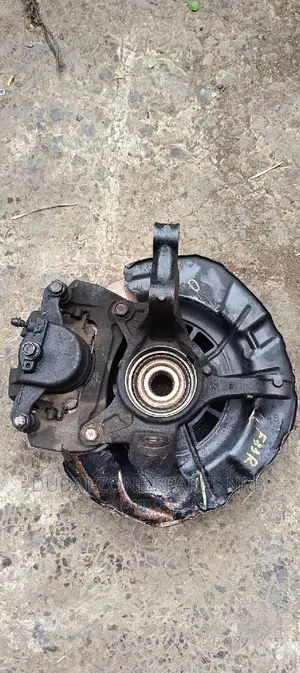 Harrier,Kluger,Lexus Front Wheel Hubs 2 4wheel Drive.