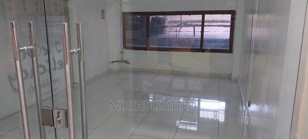 Shop to Let - thumbnail 4