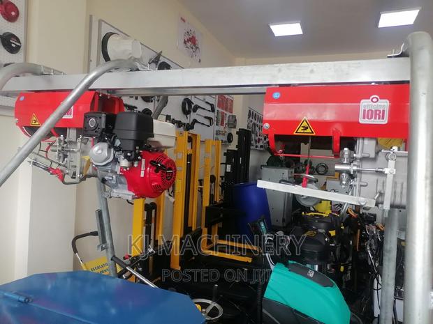 Concrete Hoist Half Tonne -Honda Engine - thumbnail 4
