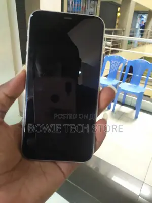 Apple iPhone 11 128 GB Silver