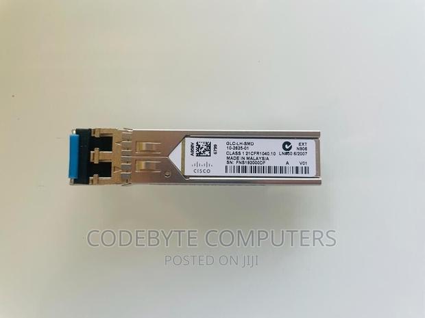 Cisco GLC-LH-SMD Gigabit SFP Transceiver - main view