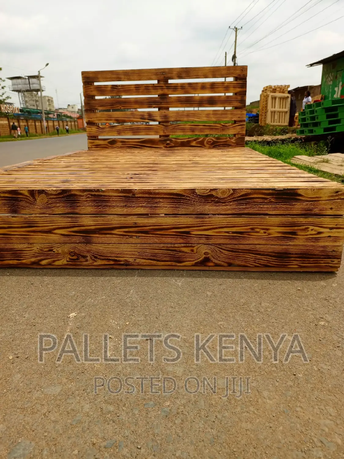 Pallet Bed- 5*6 Pallet Bed- With Drawers. (DL10)
