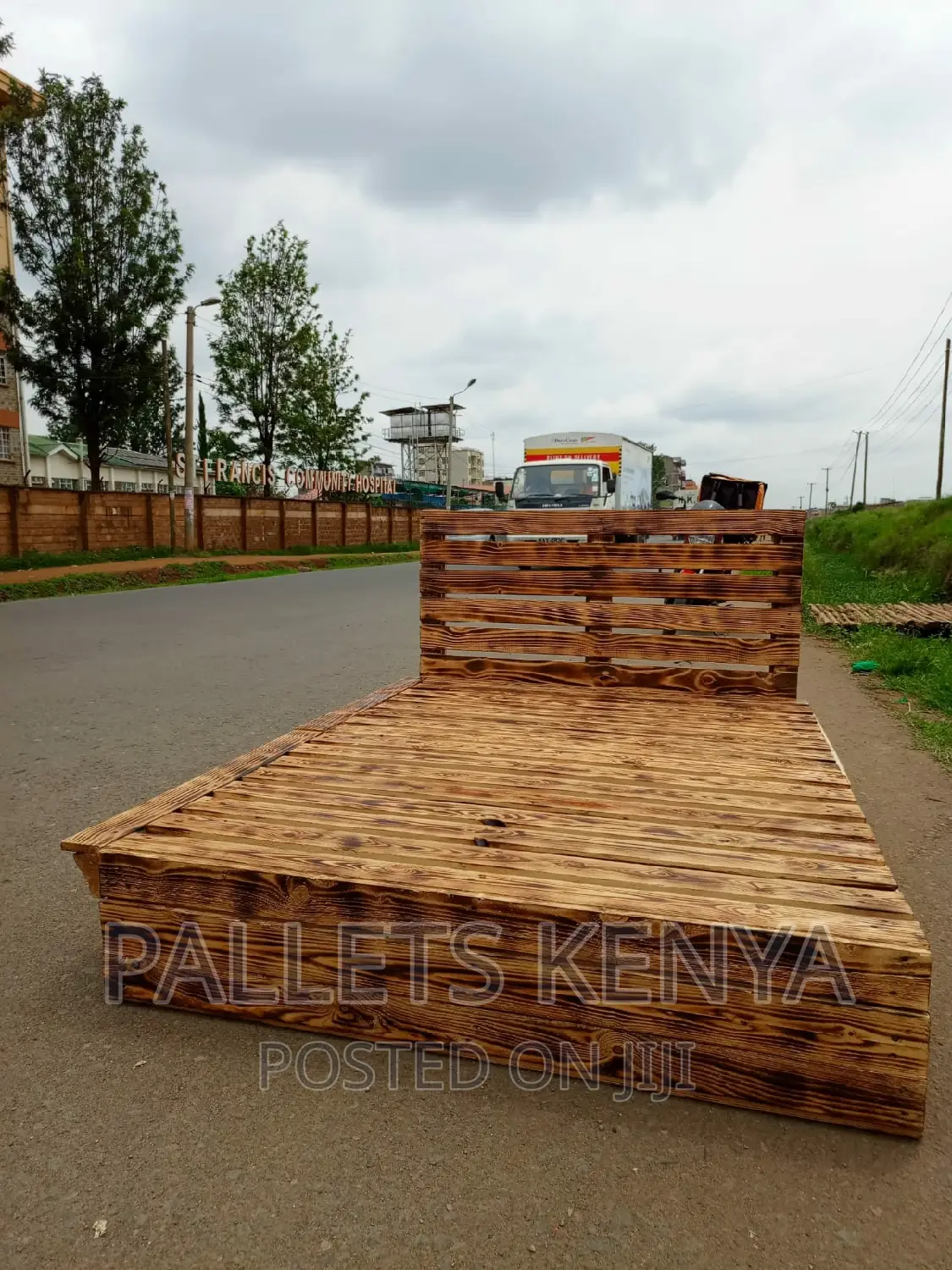Pallet Bed- 5*6 Premium Pallet Bed With Drawers. (*SH06)