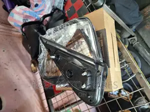 Side Mirror Hiace 7L