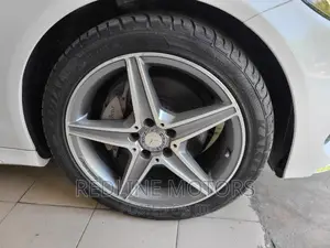 Mercedes-Benz C220 2016 White