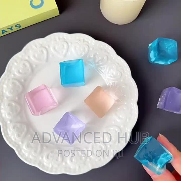 20pcs Reusable Silicone Ice Cubes - thumbnail 4
