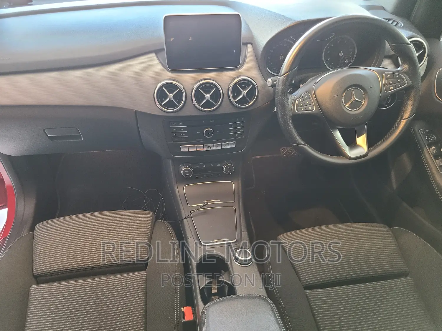 Mercedes-Benz B-Class Base B 250e 2017 Red