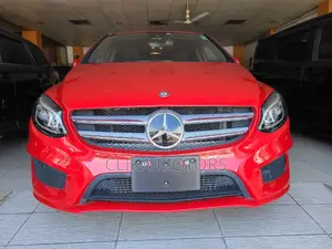 Mercedes-Benz B-Class Base B 250e 2017 Red