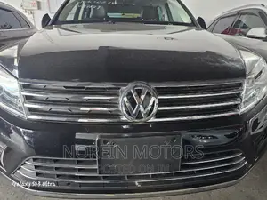 Volkswagen Touareg 2016 Matt Black
