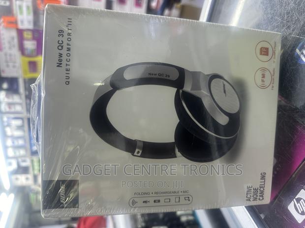 Bose Active Noice Cancellation Headphones - thumbnail 2