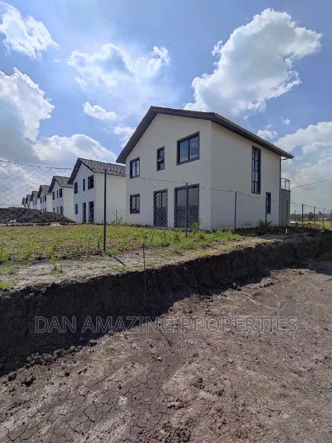 4bdrm Townhouse/Terrace in Rongai Plus Dsq, Maasai Lodge for sale