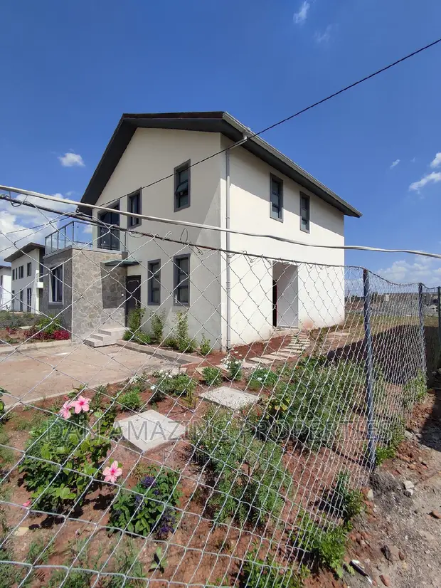4bdrm Townhouse/Terrace in Rongai Plus Dsq, Maasai Lodge for sale