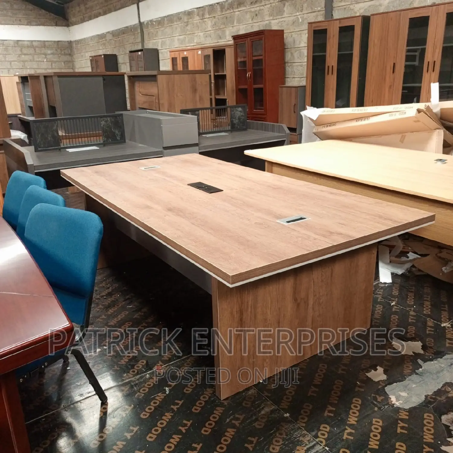 Executive Imported Morden Boardroom Table 2.4 MTRS