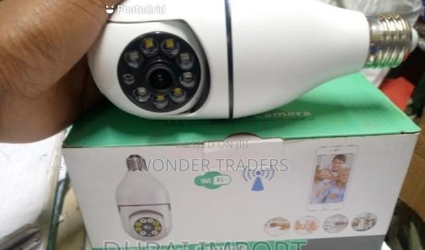 360 Degree Rotating Wifi Buld Camera - main view