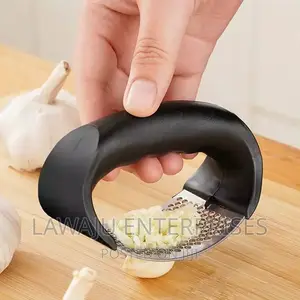 Hand Garlic Press