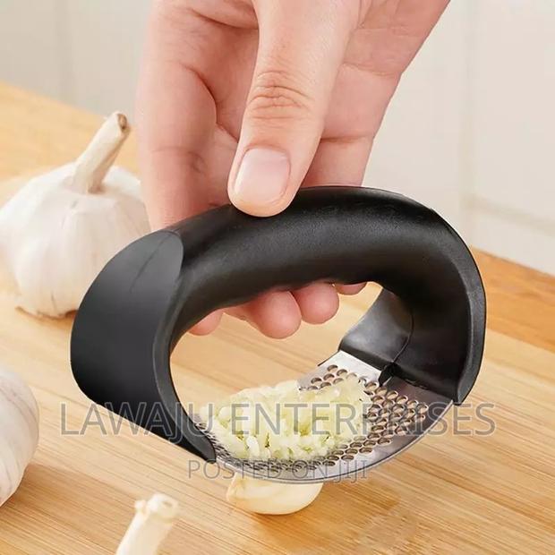 Hand Garlic Press