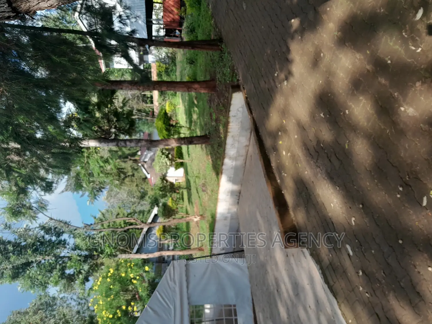 Omanga Estate Office to Let