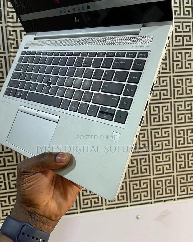 Laptop HP MT44 8GB AMD Ryzen 3 SSD 256GB - thumbnail 6