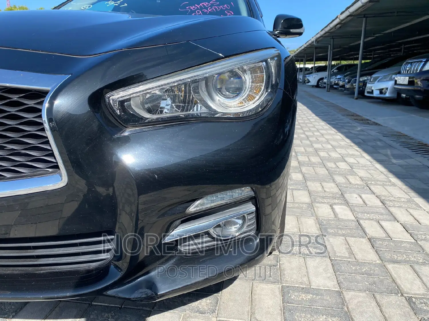 Nissan Fuga 2016 Black