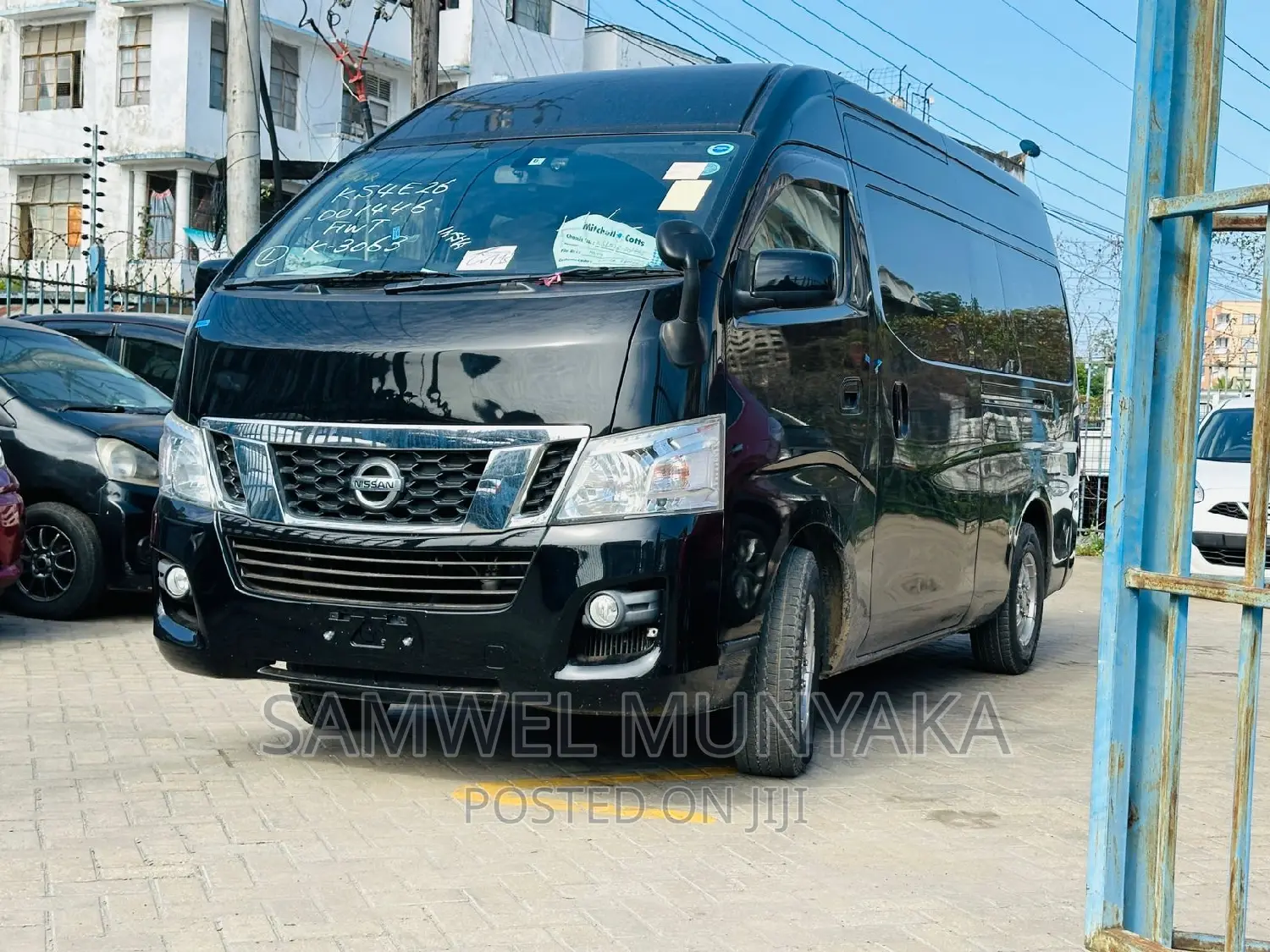 Nissan Caravan (Urvan) 2016 Black