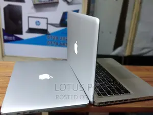 Laptop Apple MacBook Pro 4GB Intel Core I5 HDD 500GB