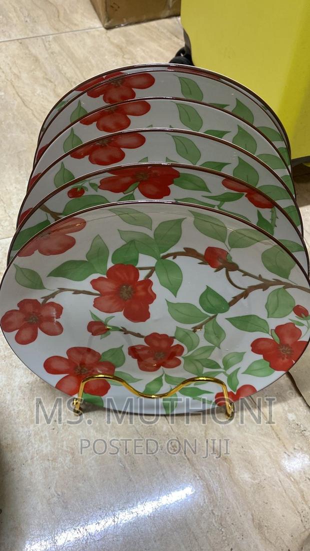 6 Large CERAMIC PLATES* - thumbnail 2