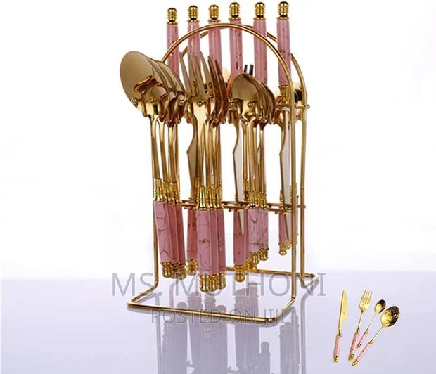 High Quality 24 Pieces Cutlery Set
