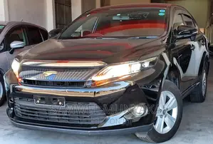 Toyota Harrier 2.0 4WD 2015 Black