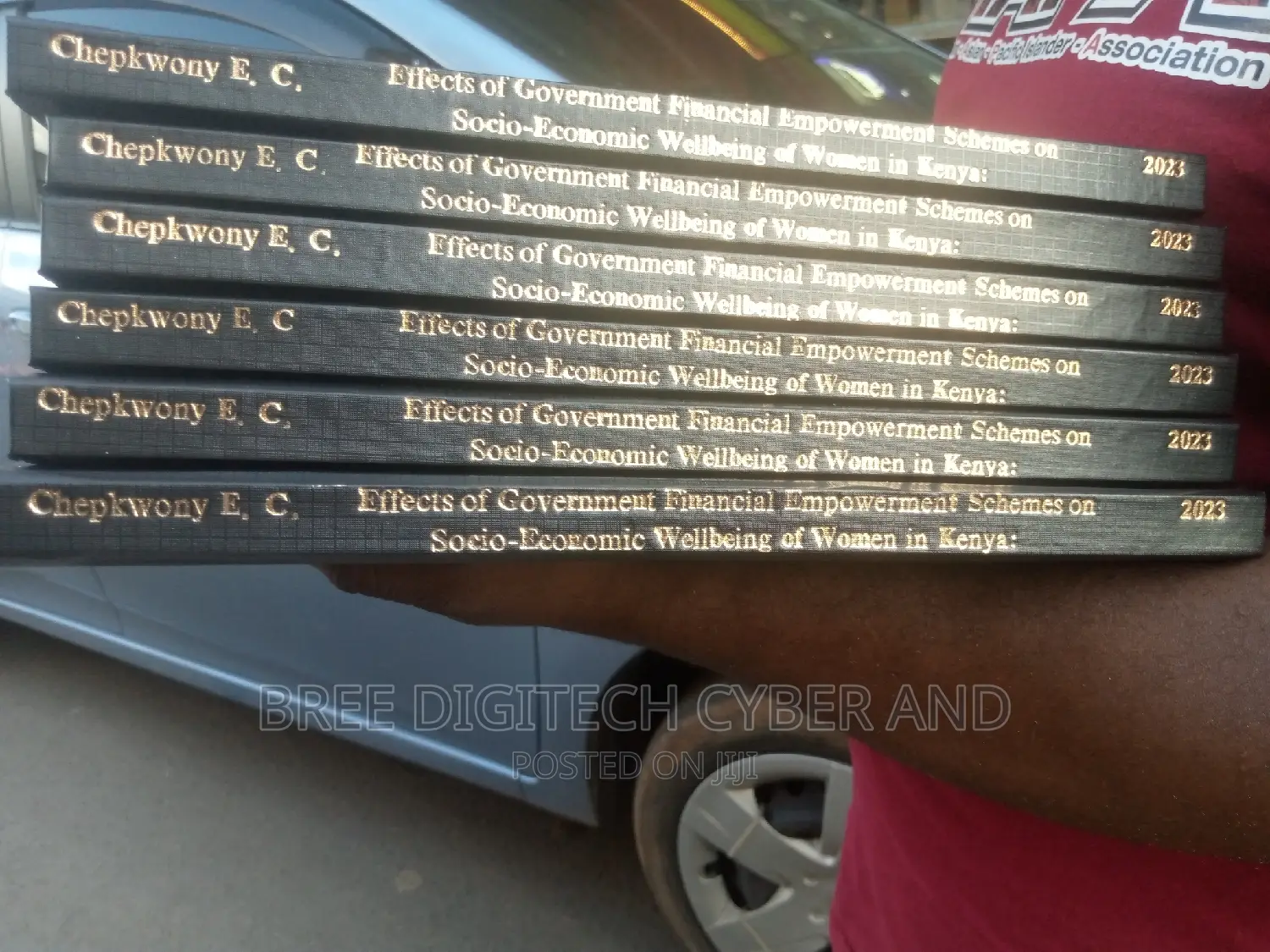 Project and Thesis Binding