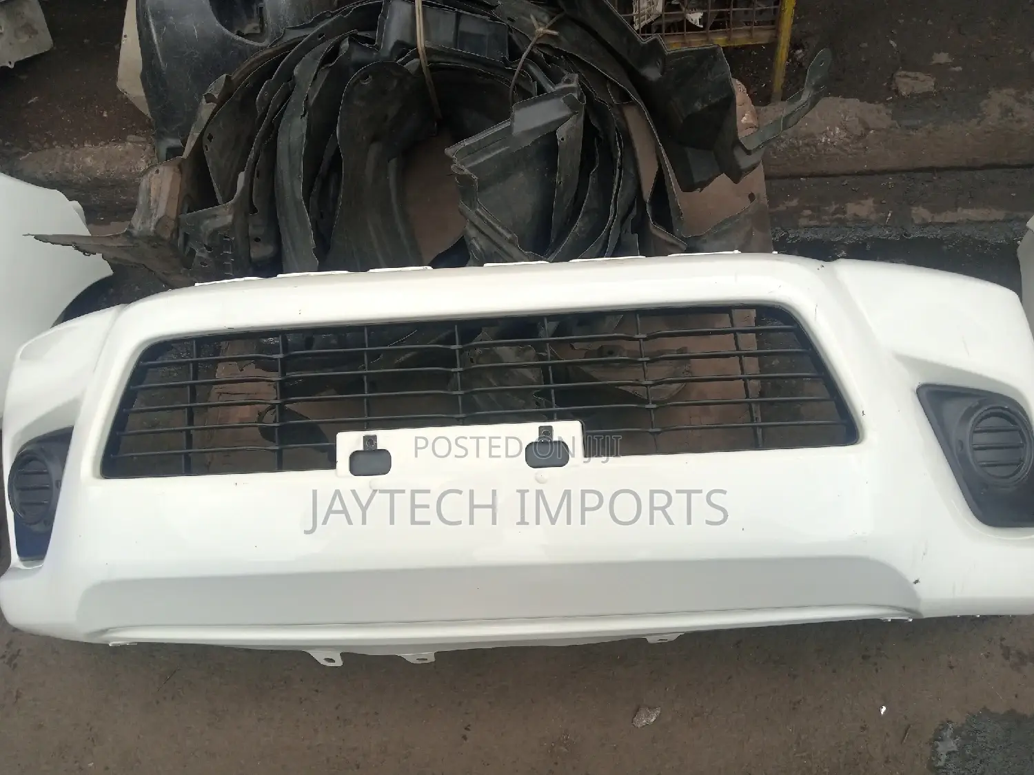 Hillux Vigo Levol Front Bumper