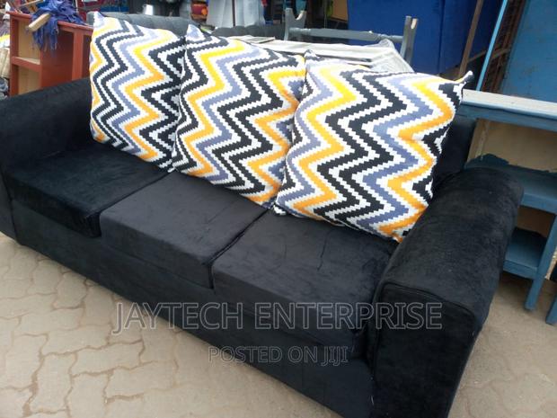 New 3 Seater Sofa - thumbnail 4