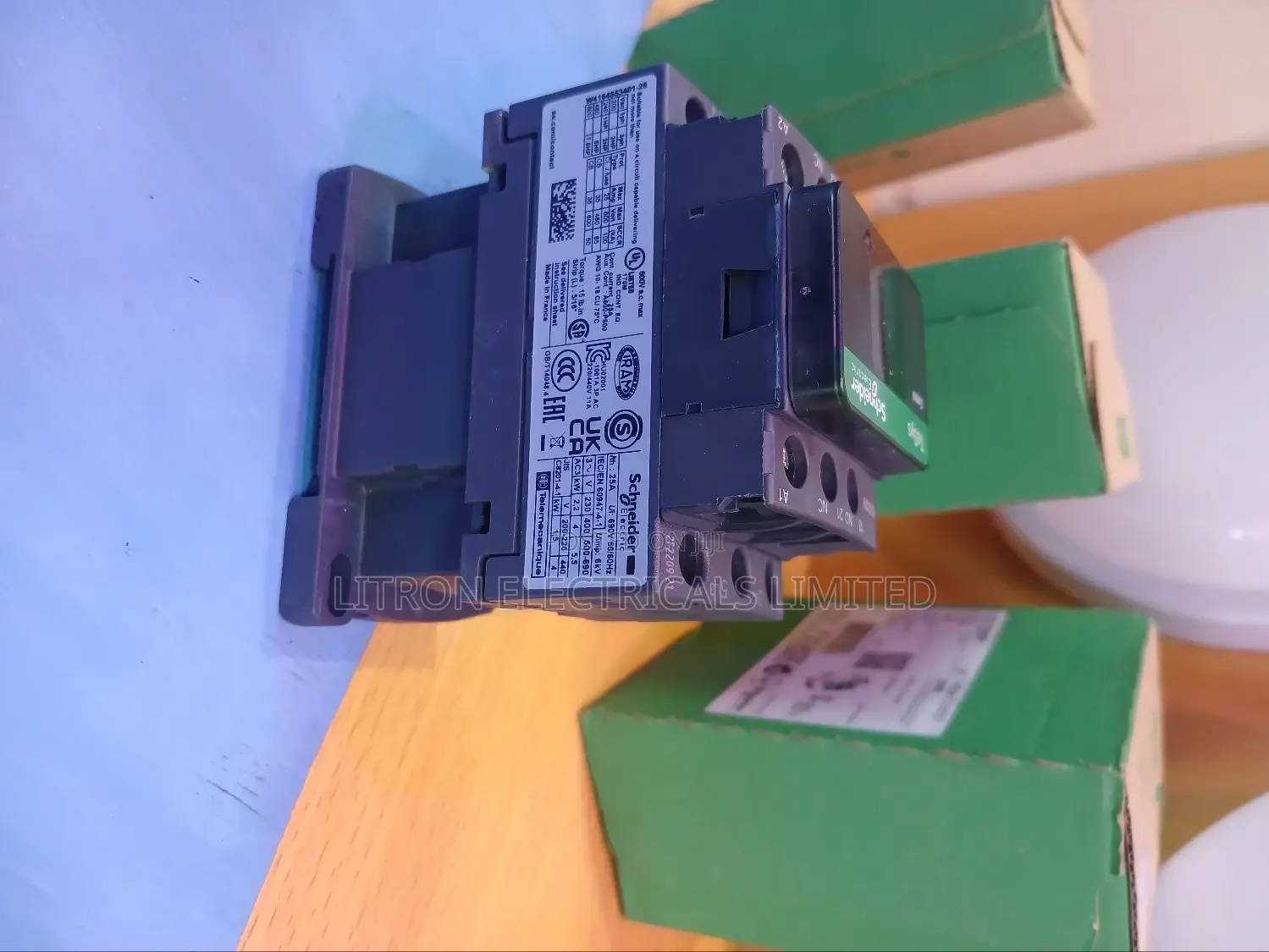 25A Contactor Shneider