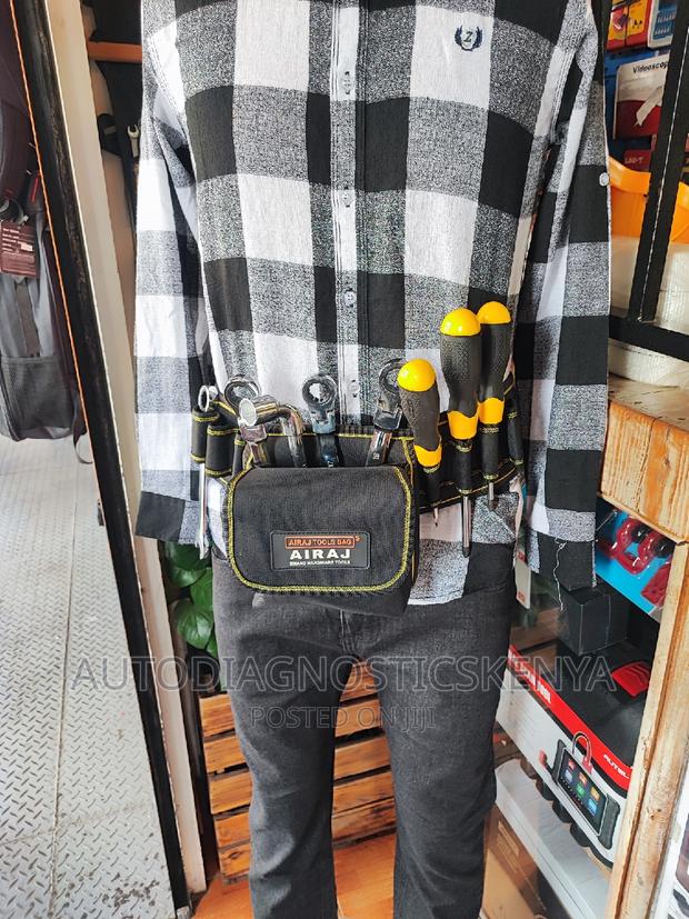 High Quality Adjustable Tool Belt With Multiple Tool Slots - main view