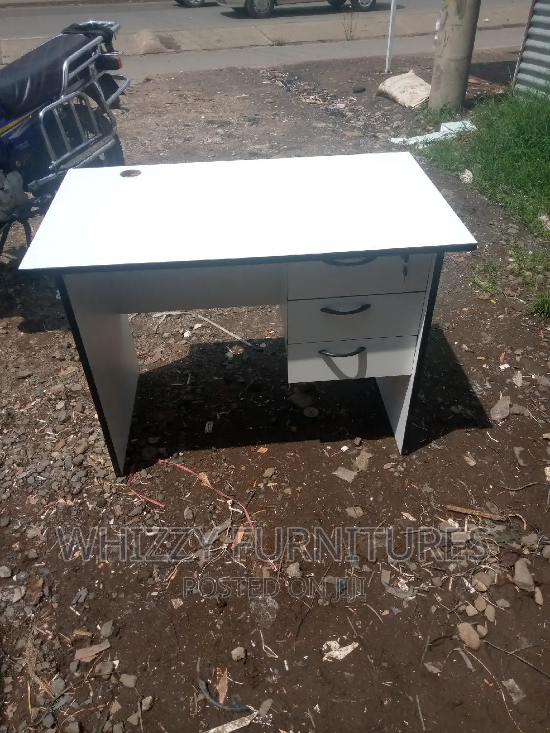 Office Desk