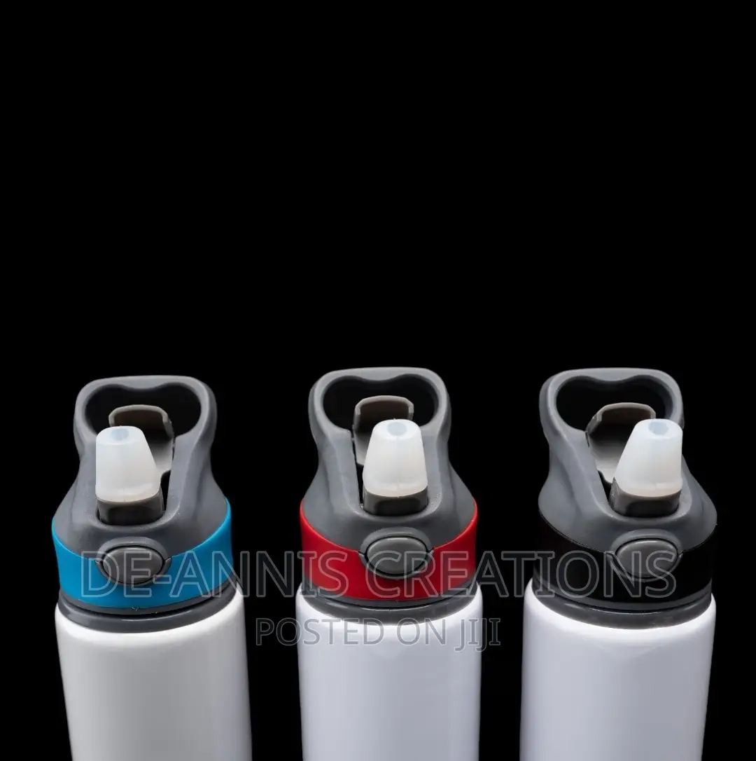 750ml Metallic Water Bottle With Color and the Cap