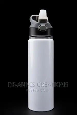 750ml Metallic Water Bottle With Color and the Cap