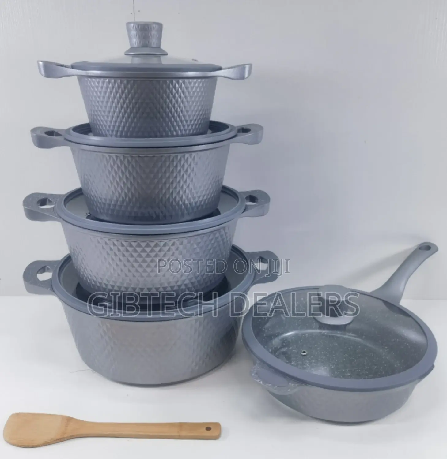Quality Bosch 11pcs Cookware With Lid Covers- Grey