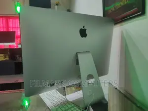 Desktop Computer Apple iMac 8GB Intel Core I7 HDD 1T