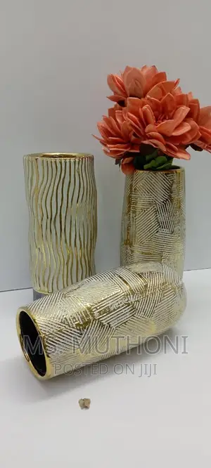 Ceramic Vase Golden Stripes*