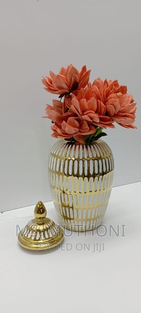 Ceremic GOLD-PLATED White VASE-GINGER - thumbnail 2