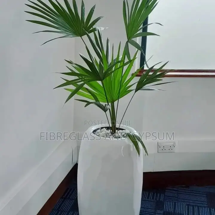 Big Prism Fibreglass Pot
