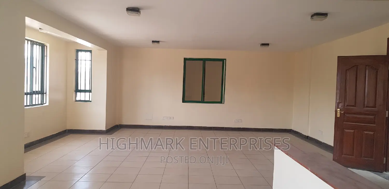 5100 Sq Feet Godown/Warehouse to Let