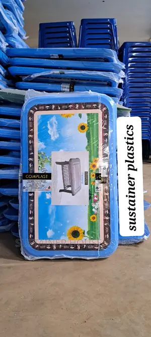 Study Plastic Table With Flower Drawing