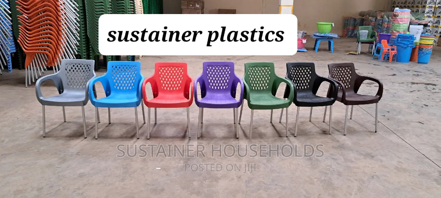 Assorted Colours Plastic Chairs With Metallic Legs