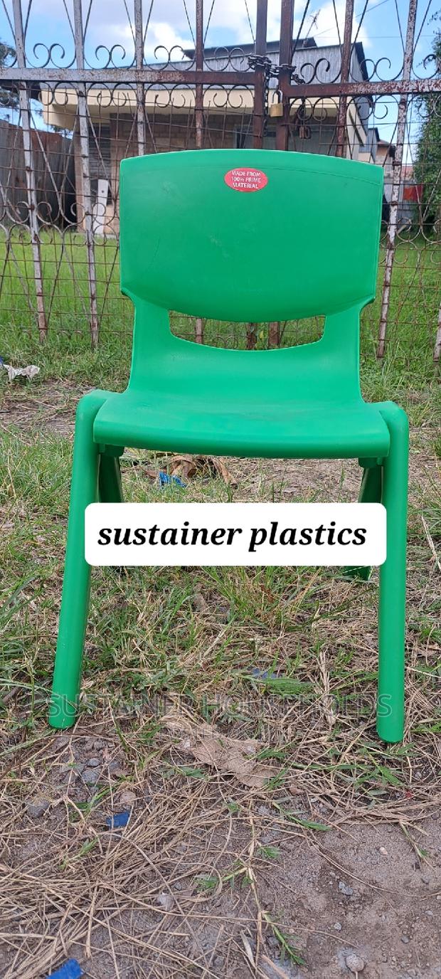 Green Kids Plastic Chairs - thumbnail 4