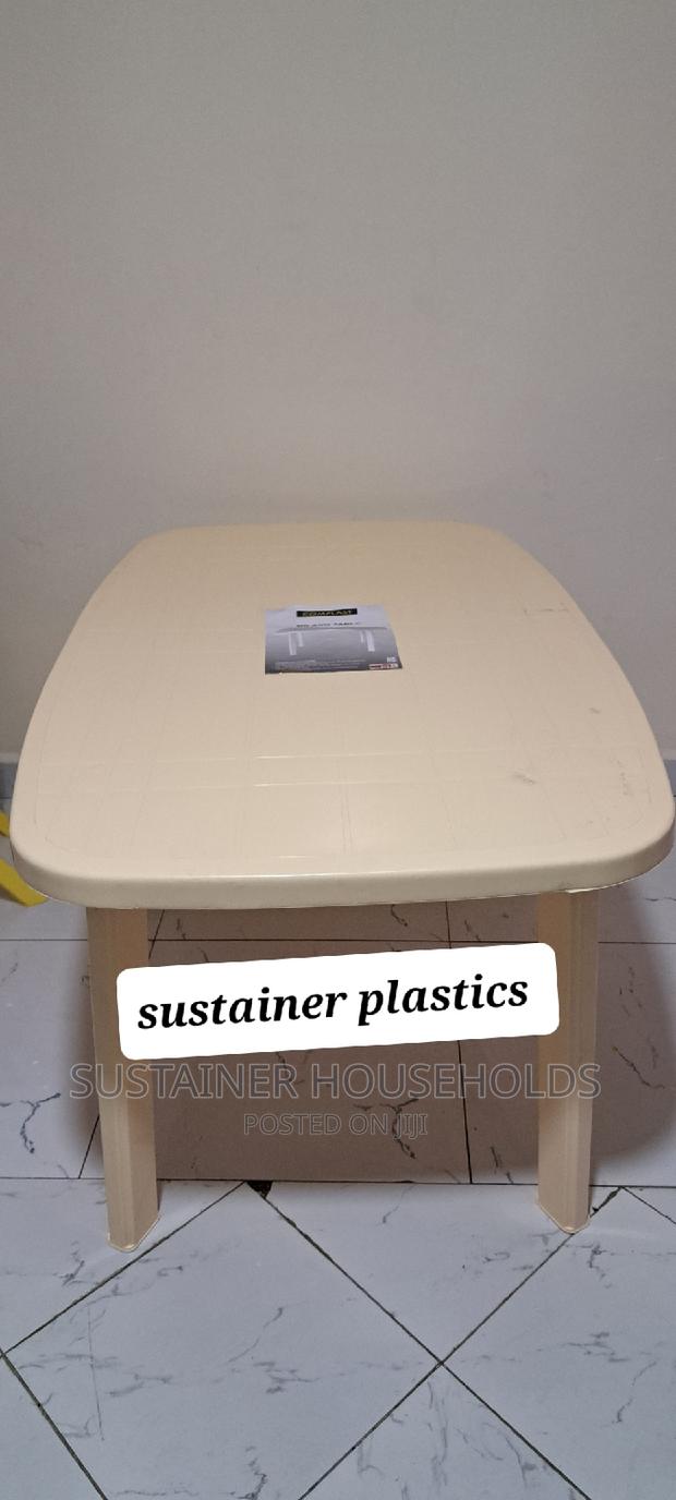 Creamy Rectangular Plastic Table, 6 Seaters - thumbnail 3