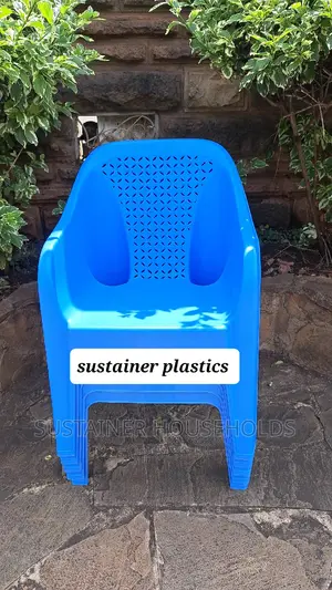 Light Plastic Chairs