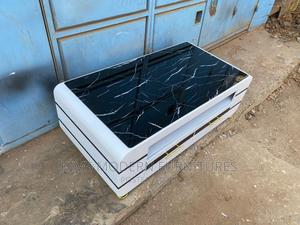 Coffee Table White With Marble Top Black. - thumbnail 2