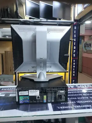 Desktop Computer Dell OptiPlex 7040 4GB Intel Core I5 HDD 500GB