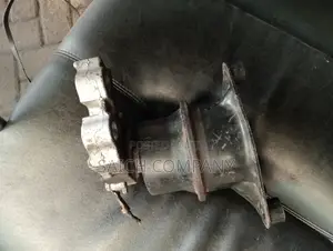 Honda Insight Engine Mountain
